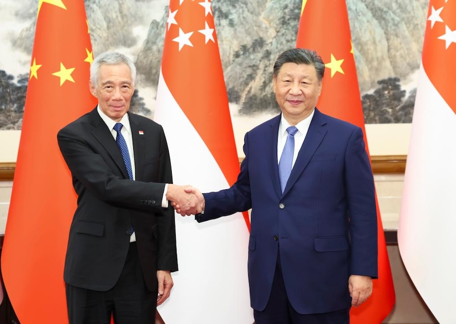 Xi Jinping incontra Lee Hsien Loong