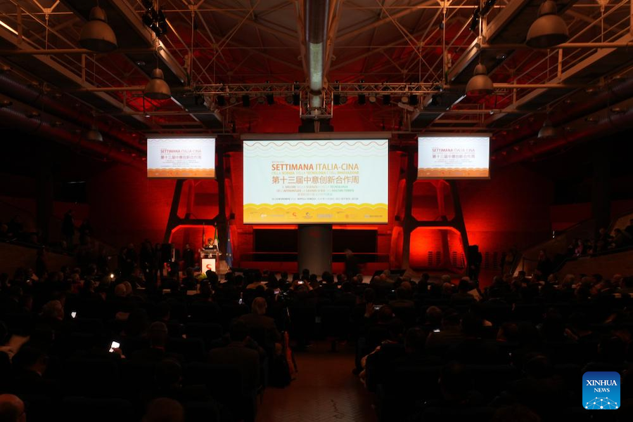 La 13a Settimana Italia-Cina della Scienza, della Tecnologia e dell'Innovazione a Napoli. (26 novembre 2024 - Xinhua/Zhang Xinwen)