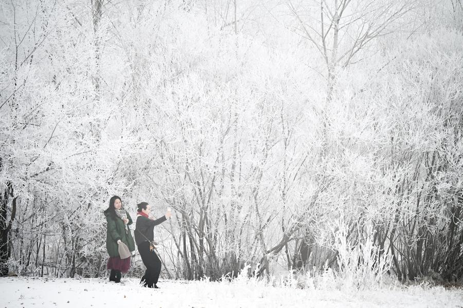 La Cina settentrionale sfida l'ondata di freddo e le tempeste di neve