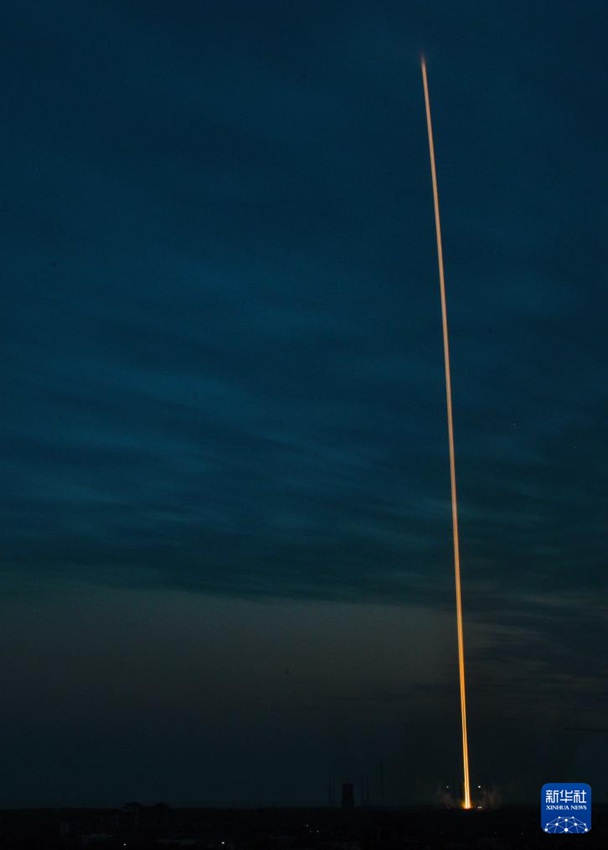 Cina: lanciato nuovo satellite per connettività Internet in orbita bassa