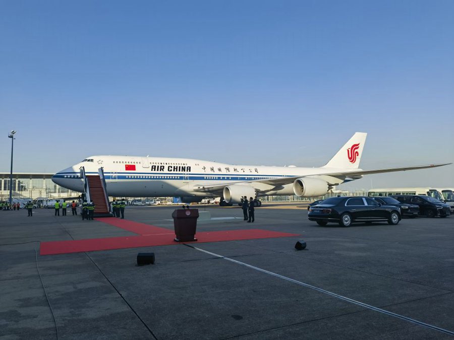 Xi Jinping arriva a Macao