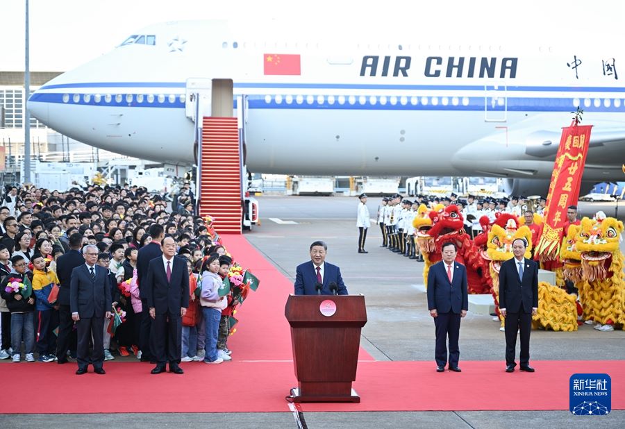Xi Jinping: 