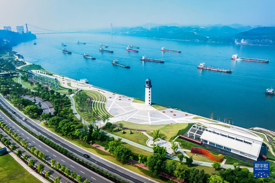 Cina: nel 2024 flusso merci porti lungo fiume Yangtze supererà i 4 miliardi di tonnellate