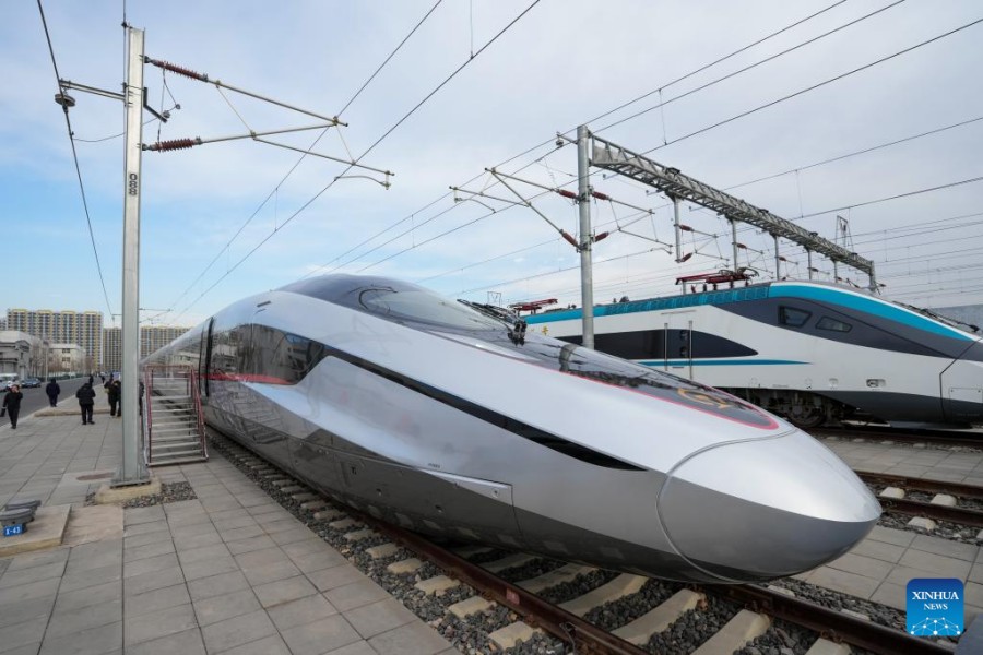 La Cina presenta i prototipi del treno ad alta velocità più veloce al mondo