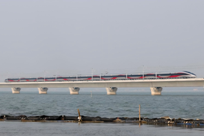 Nuova ferrovia ad alta velocità rafforza l'integrazione del cluster di megalopoli della Cina orientale