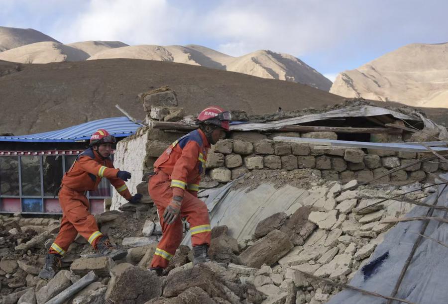 Terremoto nello Xizang, 126 morti, in corso le operazioni di soccorso