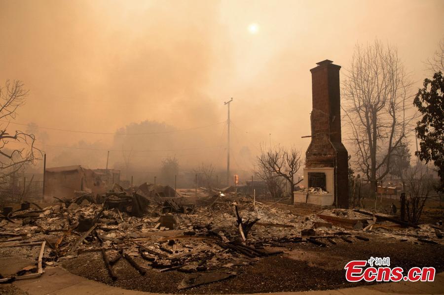 Gli incendi in California continuano: errori umani aggravano la situazione