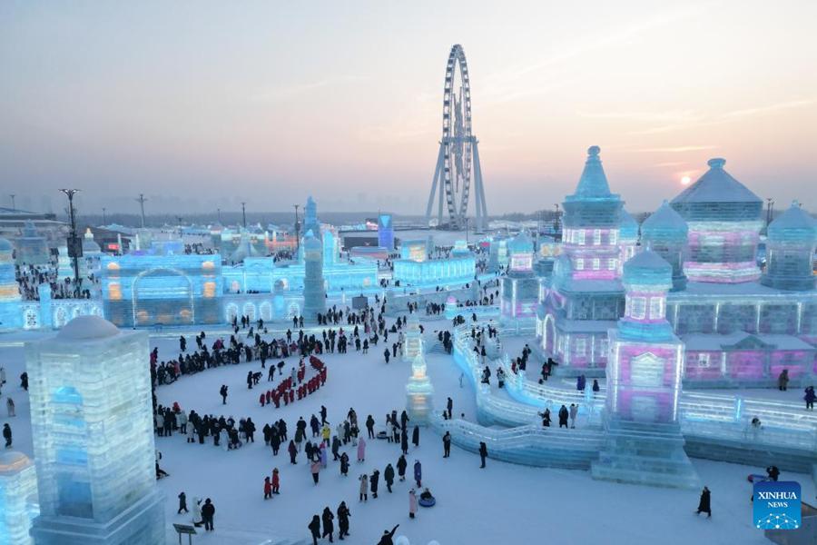 Flash mob organizzato per sostenere i prossimi 9°Giochi Asiatici Invernali a Harbin