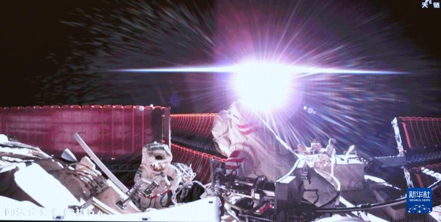 Seconda serie attività extraveicolari Shenzhou-19 conclusa con successo