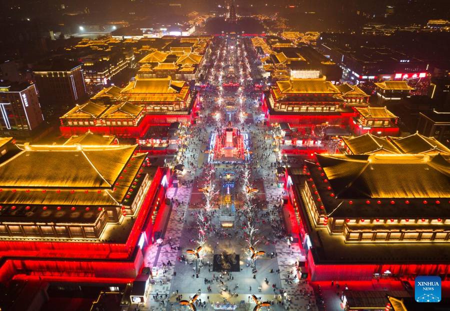 Xi'an, antica città, pronta per la Festa di Primavera