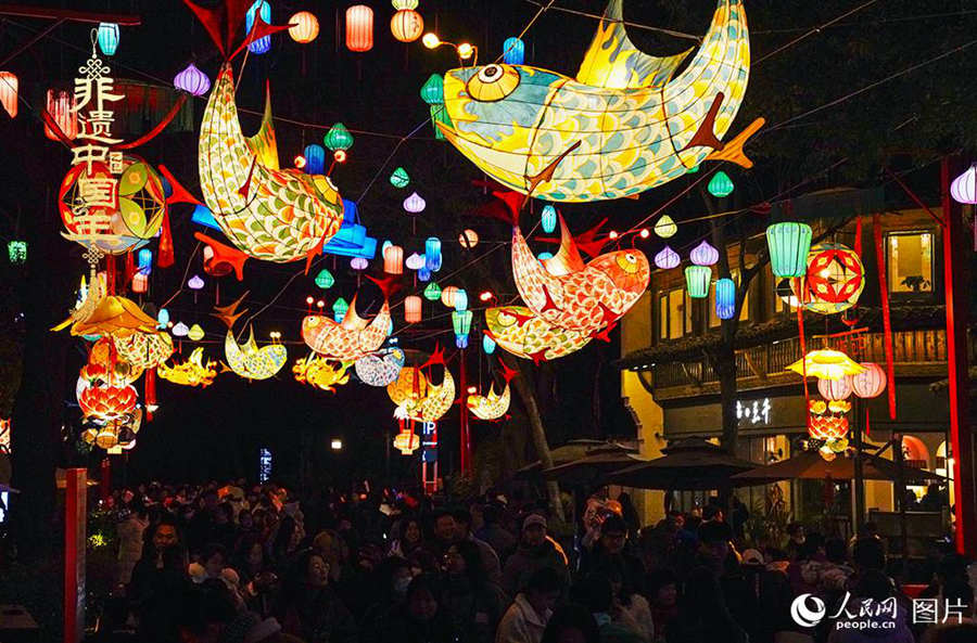 Festa delle Lanterne celebrata in tutta la Cina