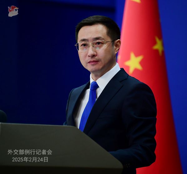Cina, lieta di vedere che la Germania e l'UE svolgono un ruolo importante negli affari globali