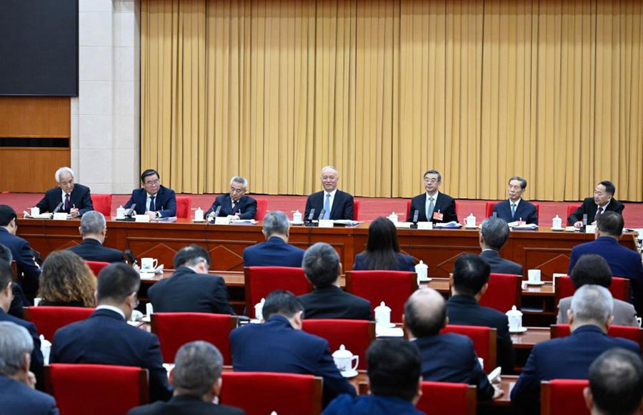 Due Sessioni, leader cinesi prendono parte alle discussioni