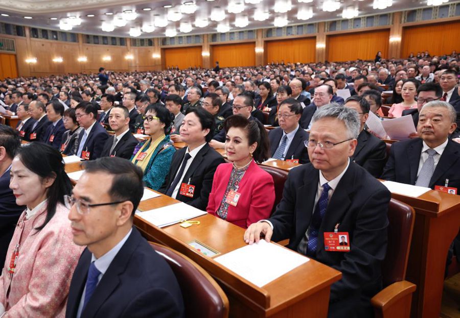 Xi Jinping e altri leader partecipano alla riunione di chiusura della terza sessione del 14°Comitato Nazionale CCPPC