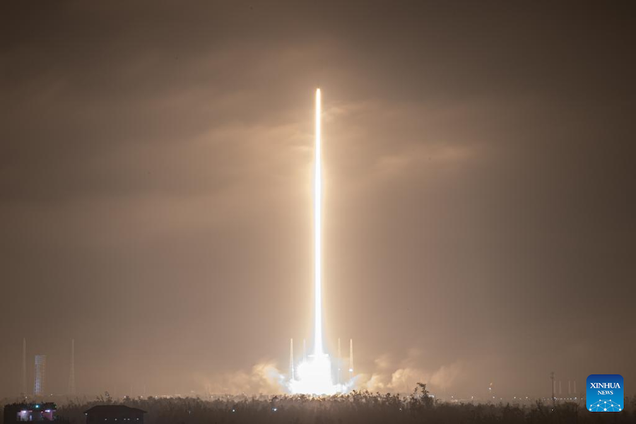 La Cina lancia 18 satelliti dal sito di lancio di veicoli spaziali commerciali di Hainan