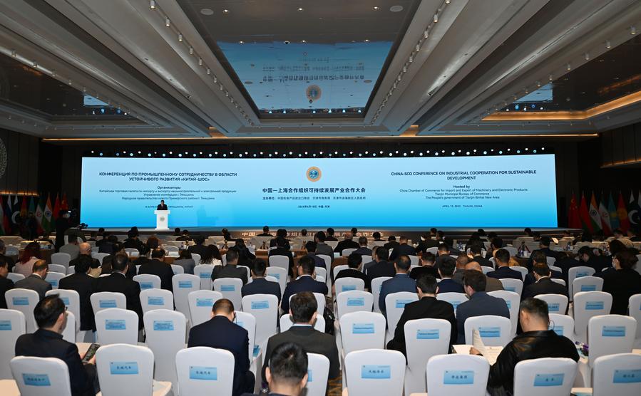 La conferenza Cina-SCO sulla cooperazione industriale per lo sviluppo sostenibile a Tianjin, nella Cina settentrionale. (10 aprile 2025 - Xinhua/Zhao Zishuo)