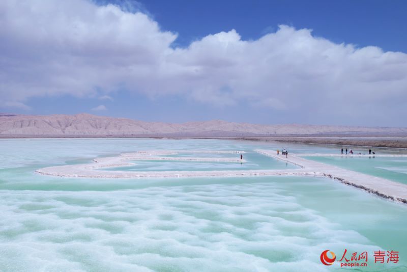 Qinghai, paesaggio mozzafiato del Lago Feicui a Mangya
