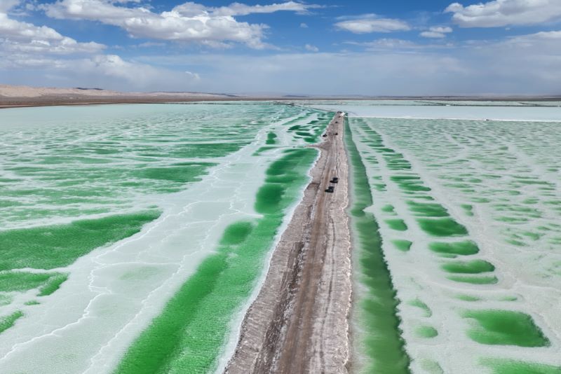 Qinghai, paesaggio mozzafiato del Lago Feicui a Mangya