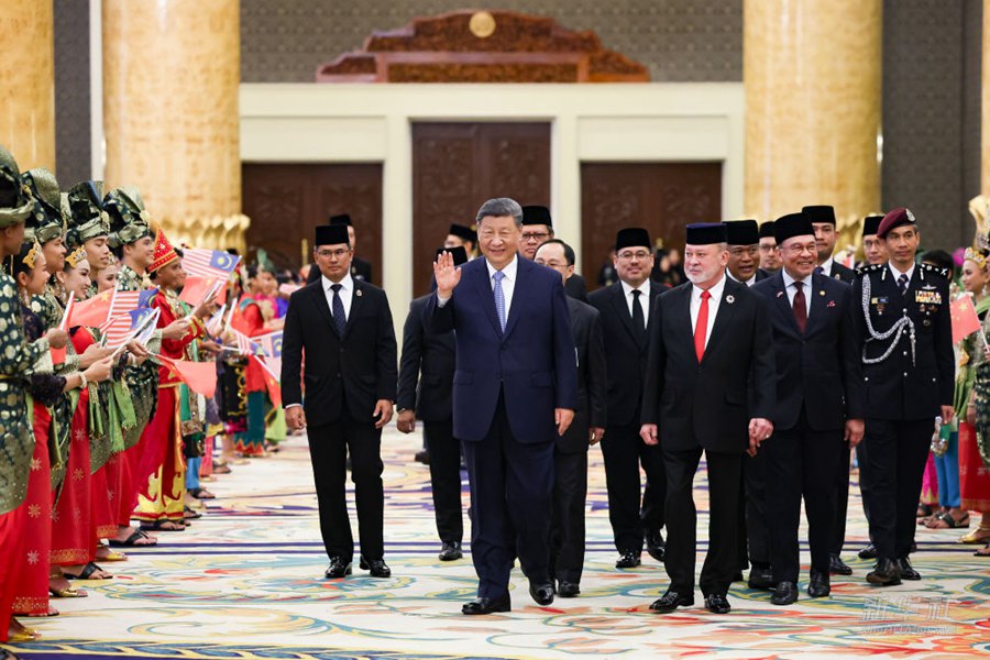 Incontro tra Xi Jinping e il sovrano malese Ibrahim Iskandar