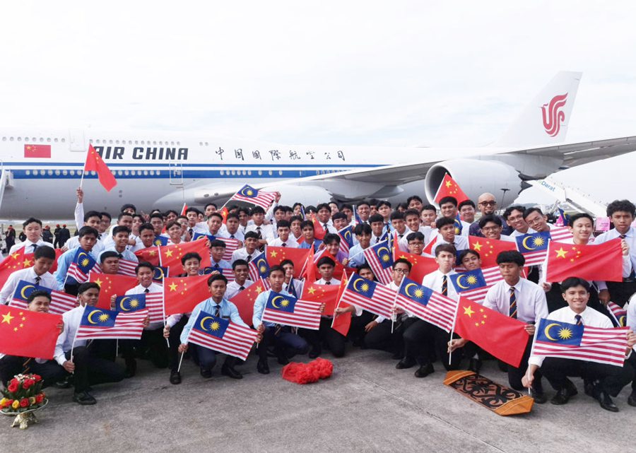 Xi Jinping conclude con successo visita di Stato in Malesia