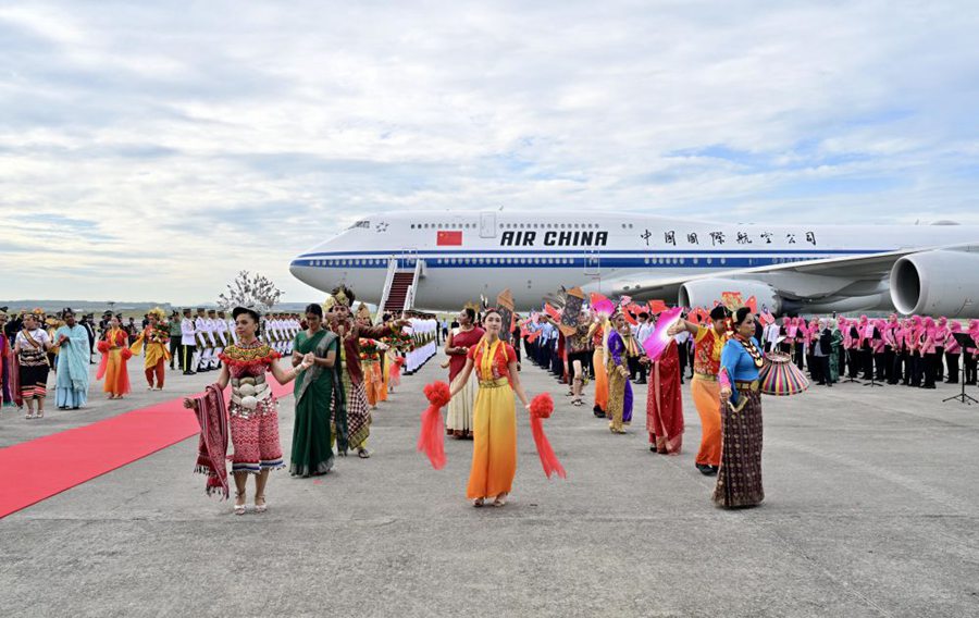 Xi Jinping conclude con successo visita di Stato in Malesia