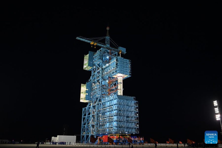 La Cina si prepara a lanciare la navicella spaziale con equipaggio Shenzhou-20