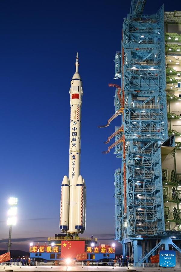 La Cina si prepara a lanciare la navicella spaziale con equipaggio Shenzhou-20