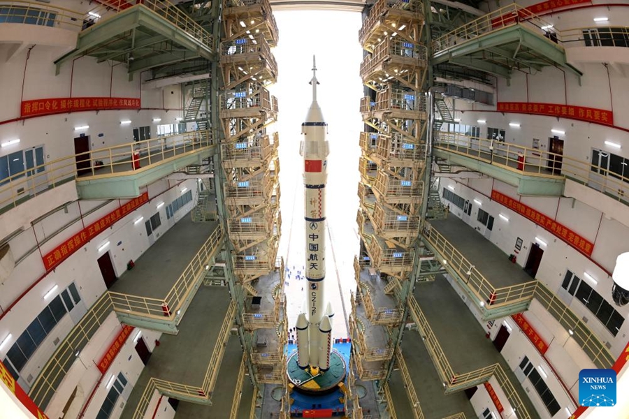 La Cina si prepara a lanciare la navicella spaziale con equipaggio Shenzhou-20