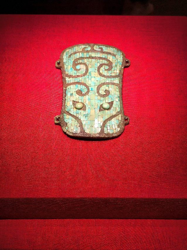 Giornalisti eurasiatici visitano il Museo del Sito Erlitou della Capitale Xia per scoprire 