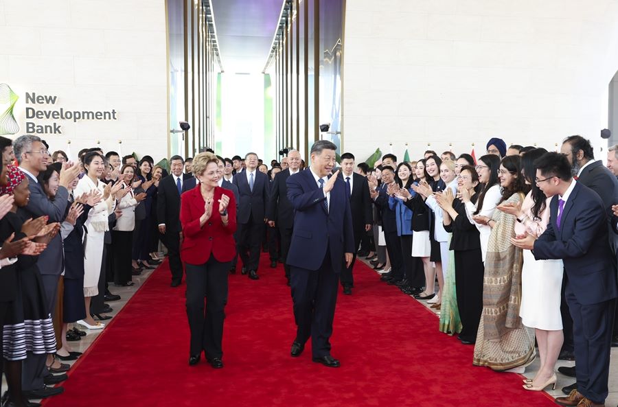 Xi Jinping in visita alla NDB