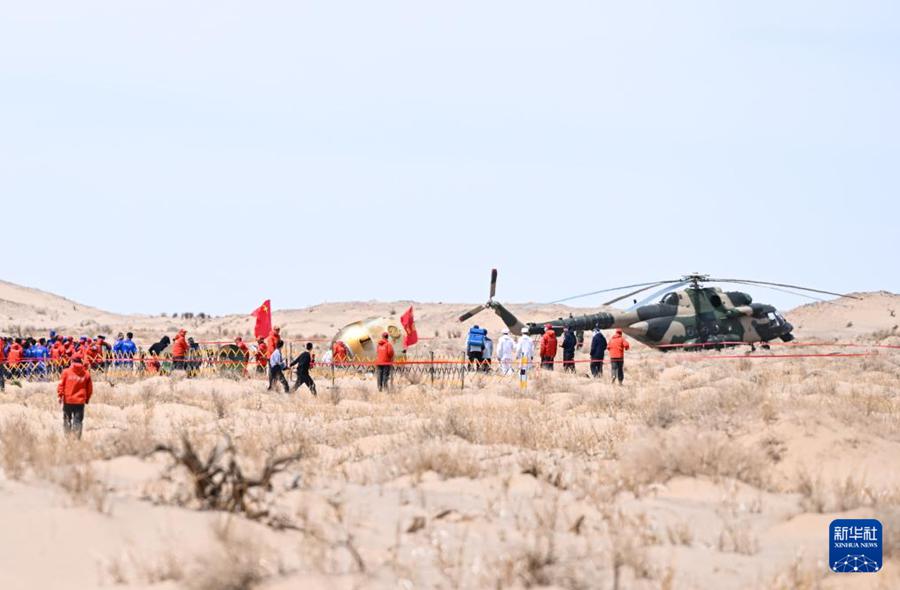 Missione Shenzhou-19: capsula atterrata, buone condizioni astronauti