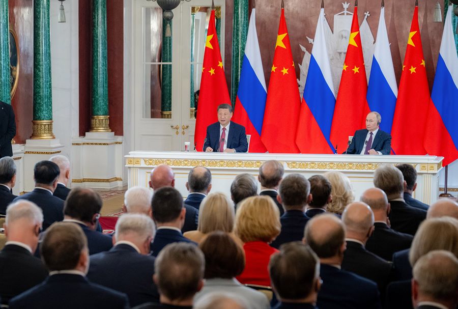 Xi Jinping incontra la stampa insieme a Vladimir Putin