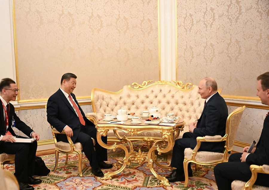 Tè al Cremlino tra Xi Jinping e Vladimir Putin