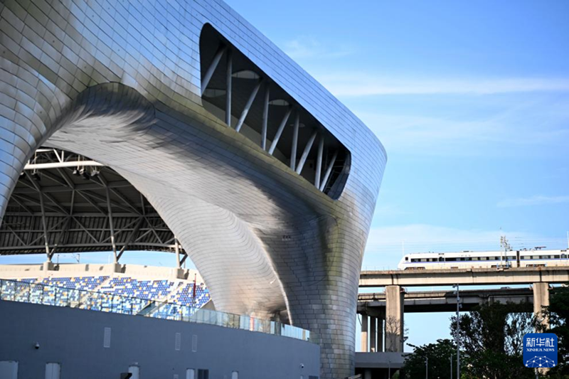 Completato il Desheng Sports Centre per la 15a edizione dei Giochi Nazionali