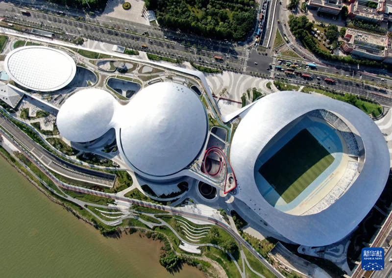 Completato il Desheng Sports Centre per la 15a edizione dei Giochi Nazionali
