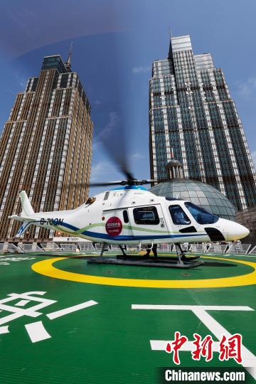 Decolla il primo volo turistico personalizzato a bassa quota nel centro di Shanghai