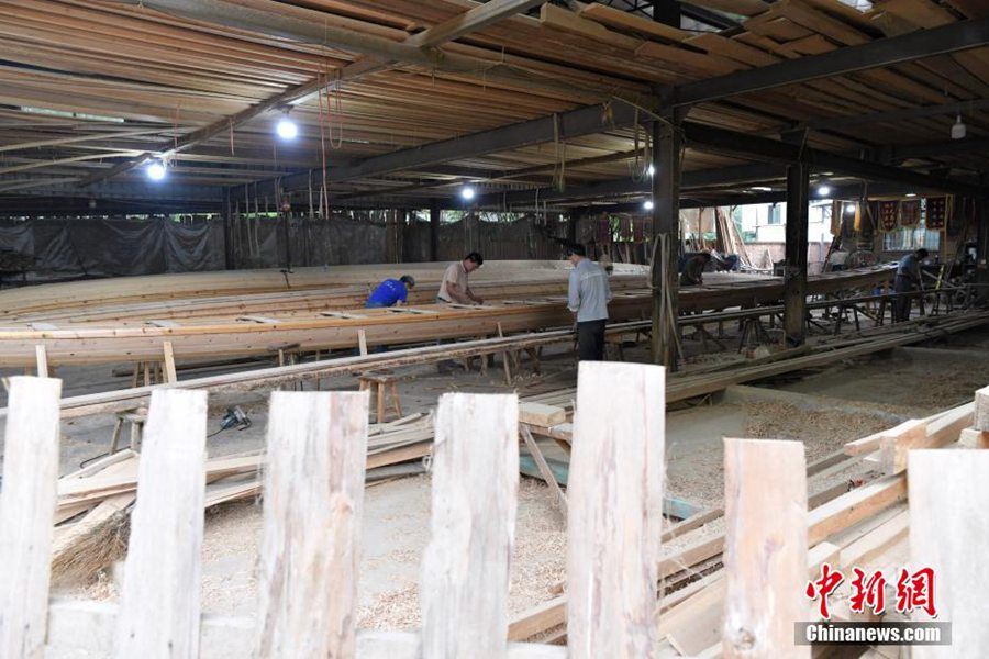 Fangzhuang, il villaggio n. 1 per la costruzione di barche drago