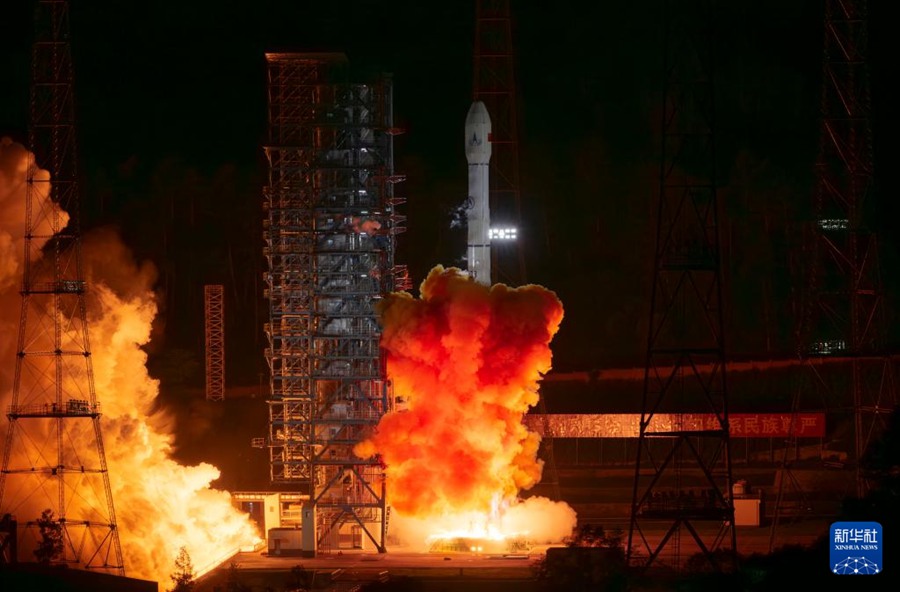 Cina lancia Tianwen-2, esploratore di asteroidi