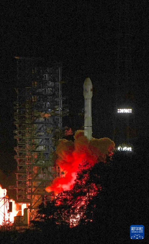 Cina lancia Tianwen-2, esploratore di asteroidi