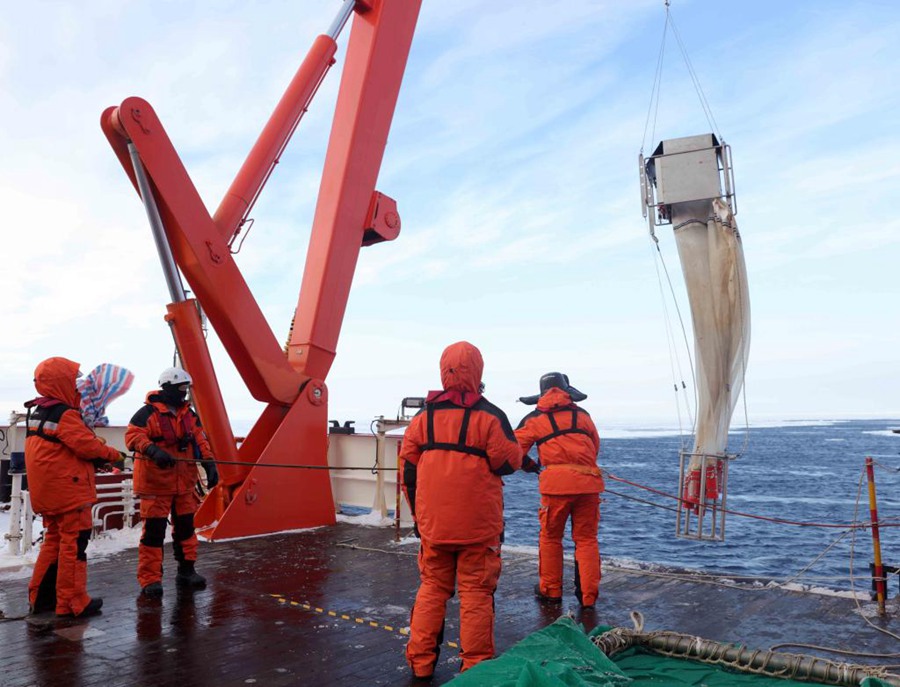 Cina: completata 41esima spedizione antartica con ritorno trionfale di Xuelong 2