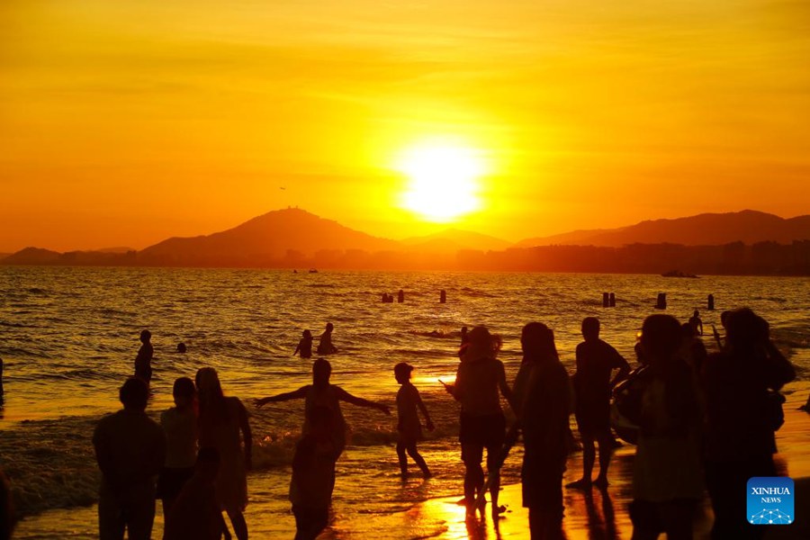 Viaggi domestici in Cina aumentano del 5,7% durante la Festa di Duanwu