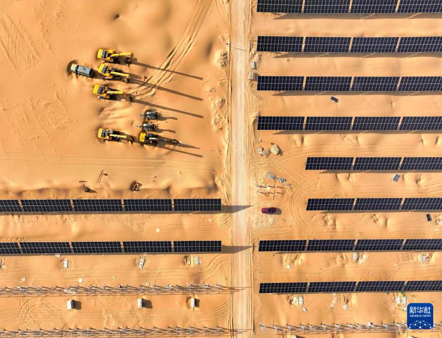 Progetto fotovoltaico trasforma il deserto della Mongolia Interna in 