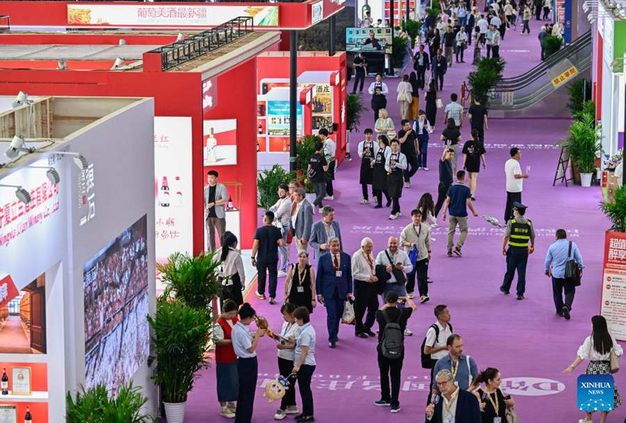 Le "Olimpiadi del vino" tornano in Cina con l'apertura dell'expo internazionale
