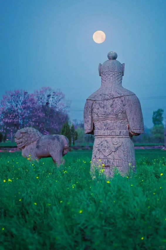 Henan, il millenario Mausoleo Imperiale della dinastia Song nei campi di grano