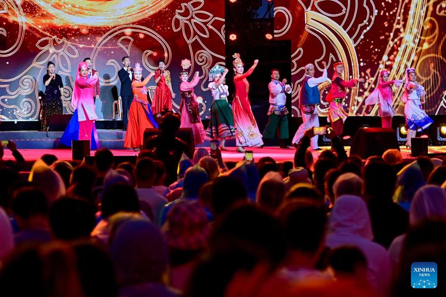 Festival turistico della lavanda promuove lo sviluppo economico nello Xinjiang