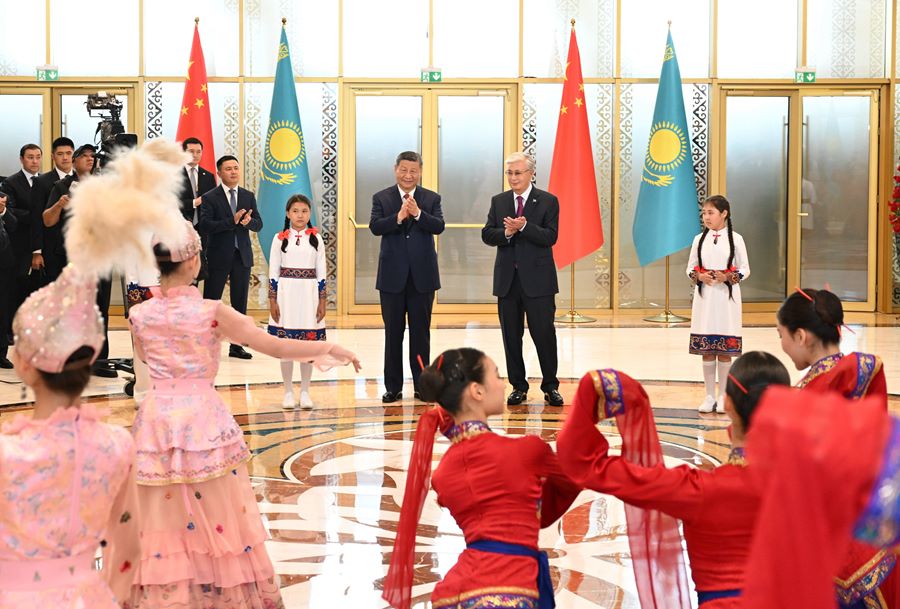 Xi Jinping giunto ad Astana per il II Vertice Cina-Asia Centrale