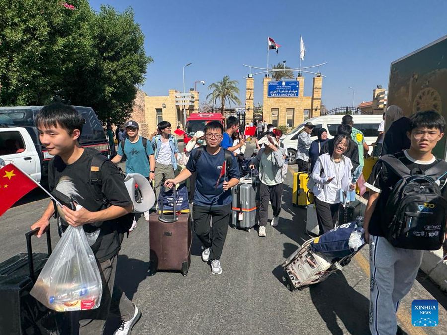 119 cittadini cinesi evacuati da Israele in Egitto