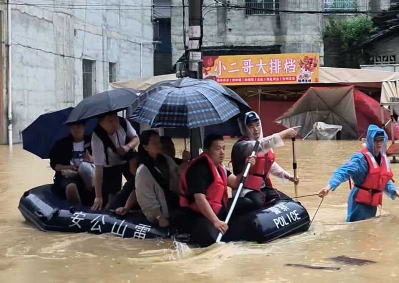 Alluvione nel Guizhou, dispiegate molteplici forze per i soccorsi