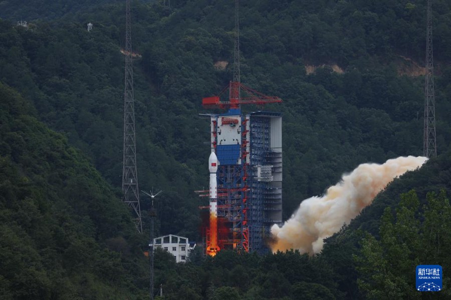 Cina, lanciato con successo il satellite sperimentale Shiyan 28B-01