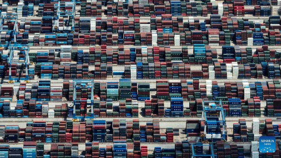 Volume di merci del nuovo corridoio commerciale internazionale terra-mare cinese aumenta del 76,9% nel primo semestre